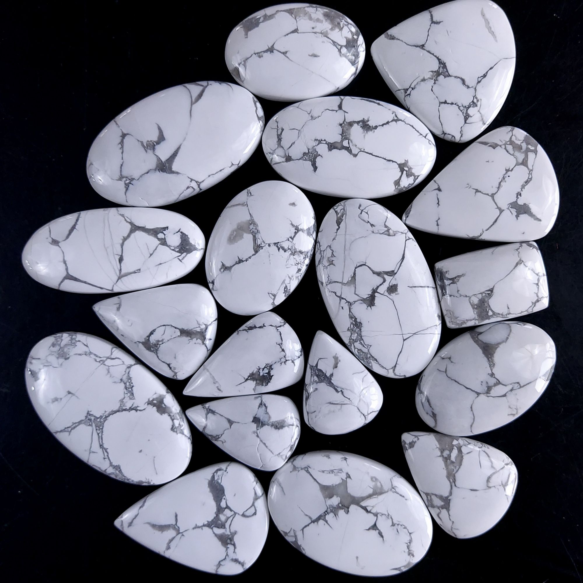 18Pcs 741Cts Natural White Howlite Loose Cabochon Flat Back Handmade Gemstone Lot Mix Size And Shape For Jewelry Making 40x22 21x16mm9576