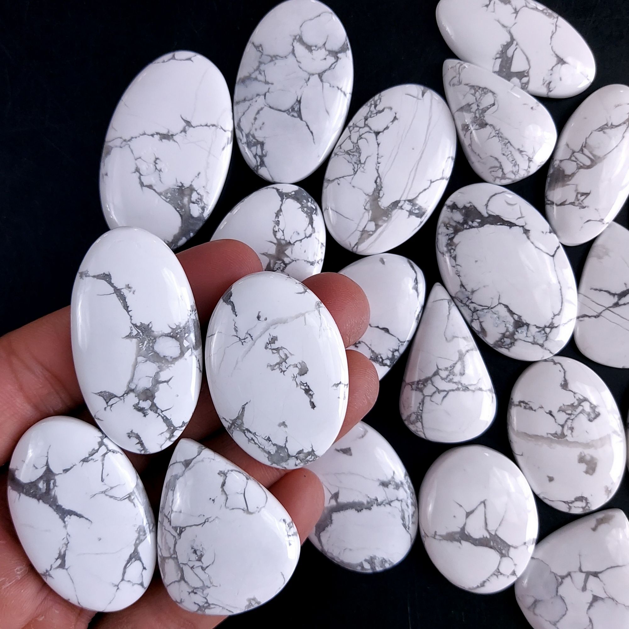 21Pcs 1133Cts Natural White Howlite Loose Cabochon Flat Back Handmade Gemstone Lot Mix Size And Shape For Jewelry Making 36x22 29x24mm9577