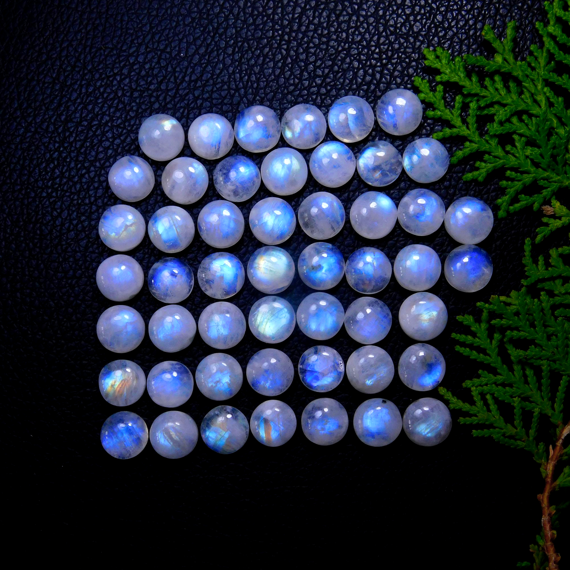 40Pcs 167Cts Natural Rainbow Moonstone Round Shape Blue Fire Cabochon Lot Loose Gemstone Jewelry Moonstone Ring For Gift 10x10mm #9785