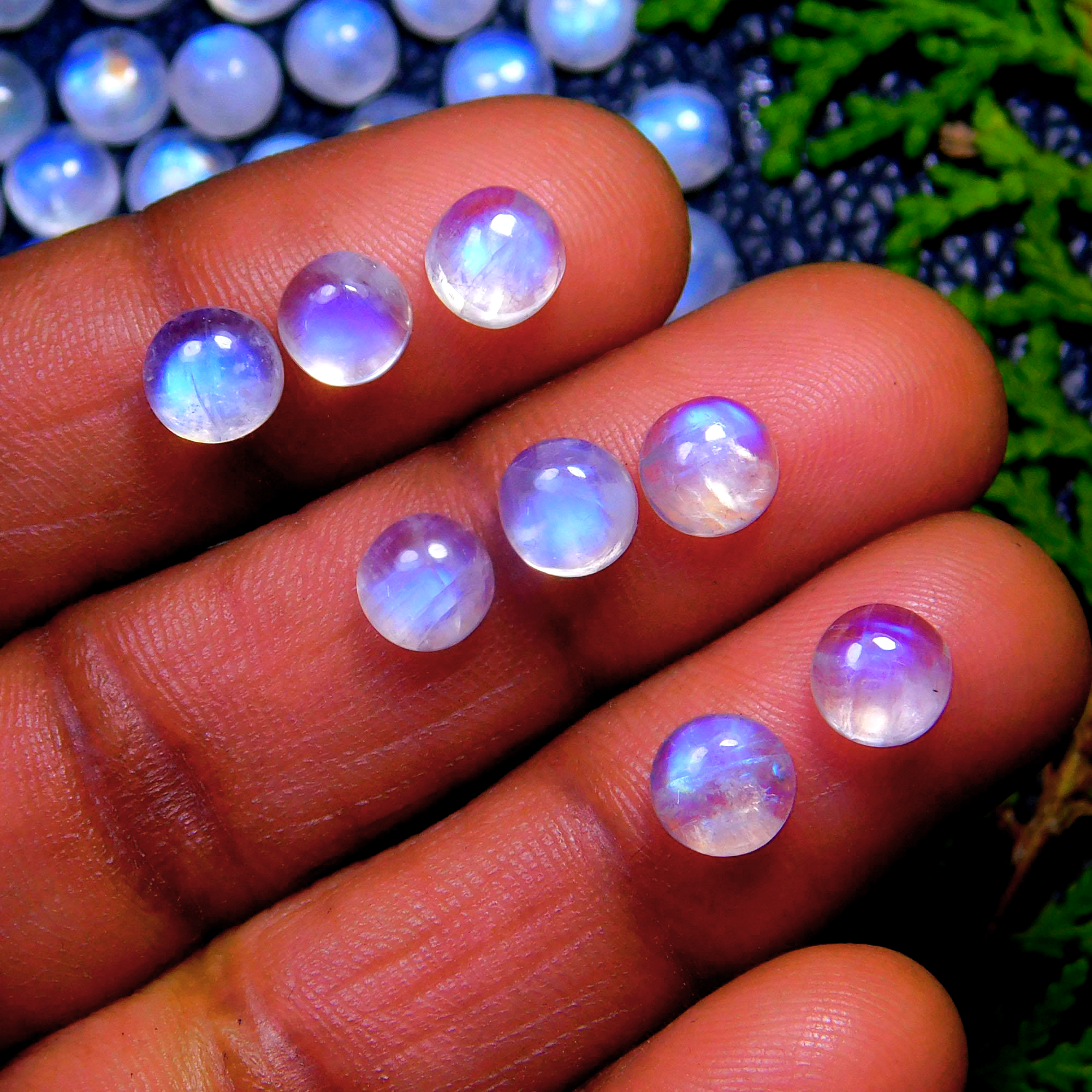 87Pcs 105Cts Natural Rainbow Moonstone Round Shape Blue Fire Cabochon Lot Loose Gemstone Jewelry Moonstone Ring For Gift 6x6mm #9798