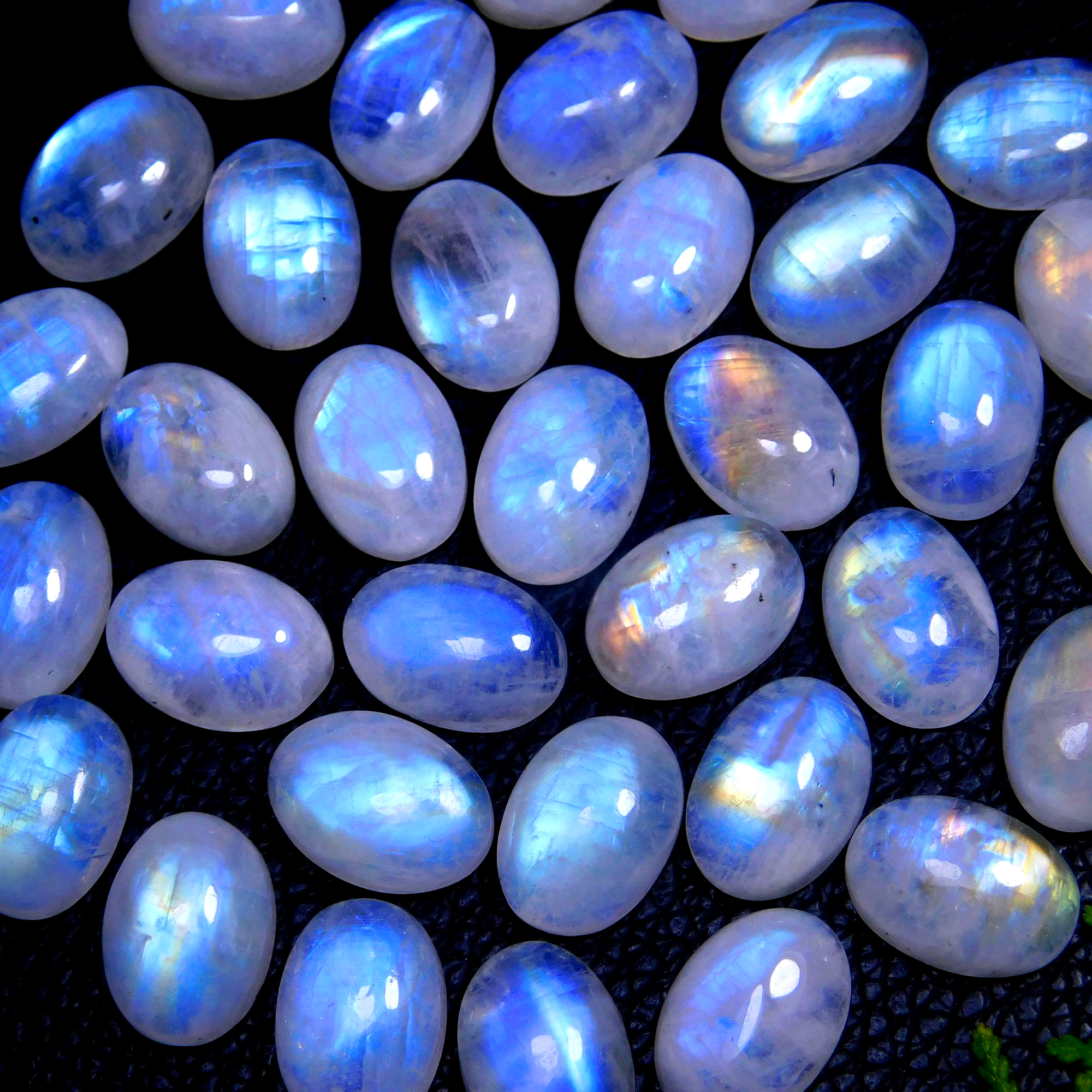 35Pcs 217Cts Natural Rainbow Moonstone Oval Shape Blue Fire Cabochon Lot Loose Gemstone Jewelry Crystal For Birthday Gift 14X10mm #9815