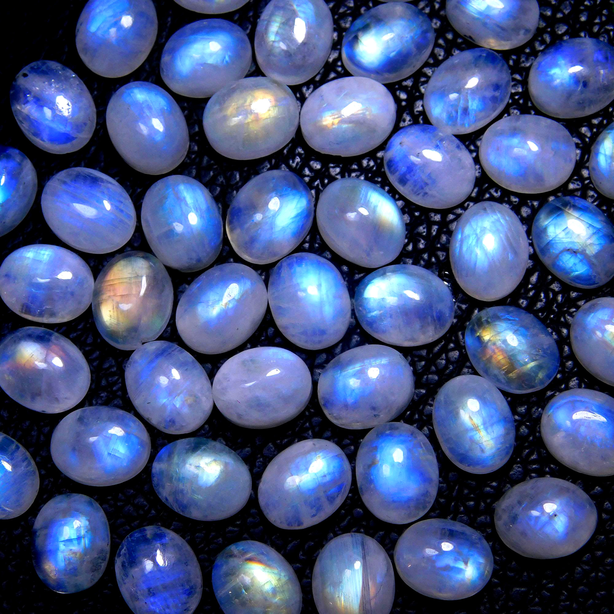 50Pcs 152Cts Natural Rainbow Moonstone Oval Shape Blue Fire Cabochon Lot Loose Gemstone Jewelry Crystal For Birthday Gift 10X8mm #9824