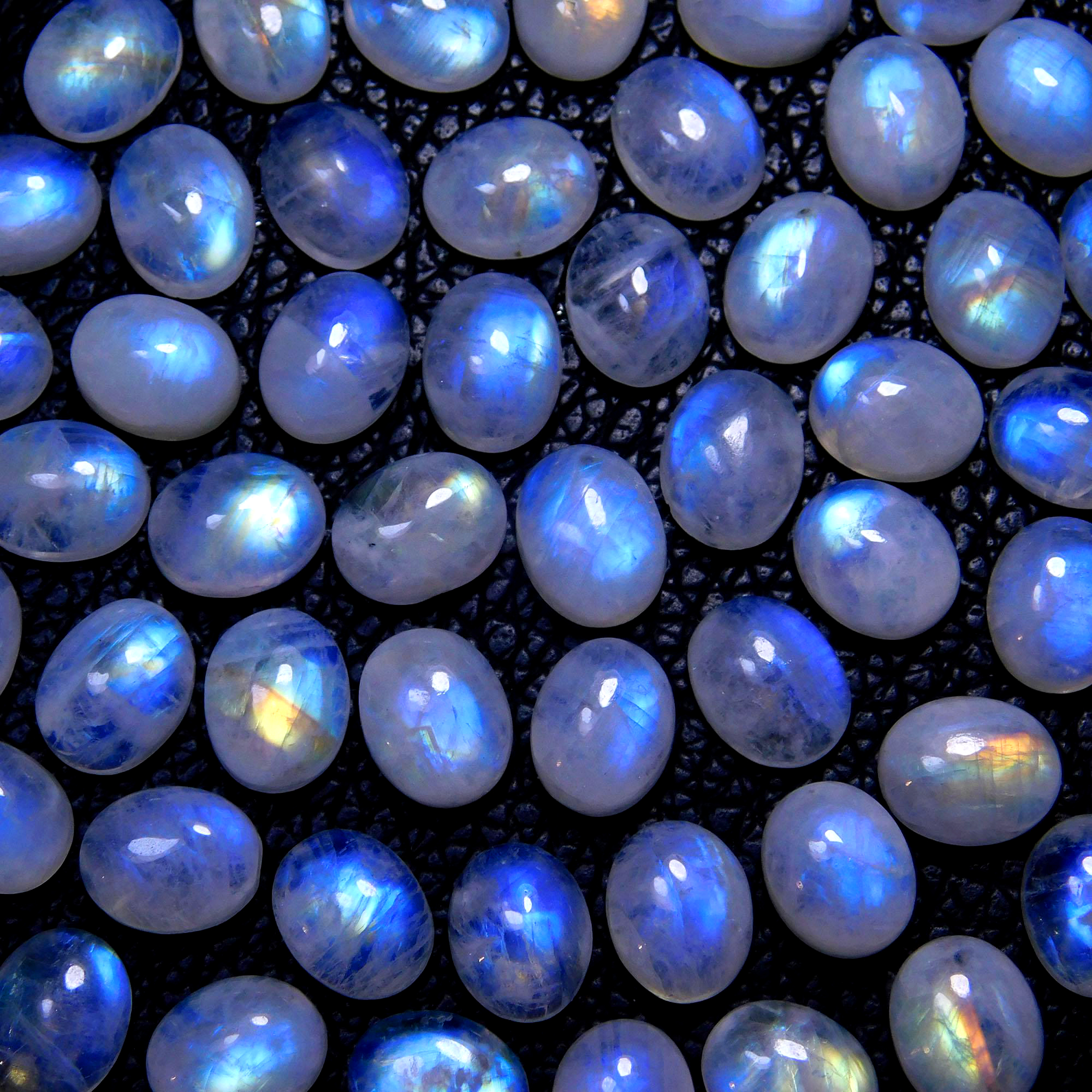 60Pcs 184Cts Natural Rainbow Moonstone Oval Shape Blue Fire Cabochon Lot Loose Gemstone Jewelry Crystal For Birthday Gift 10X8mm #9826
