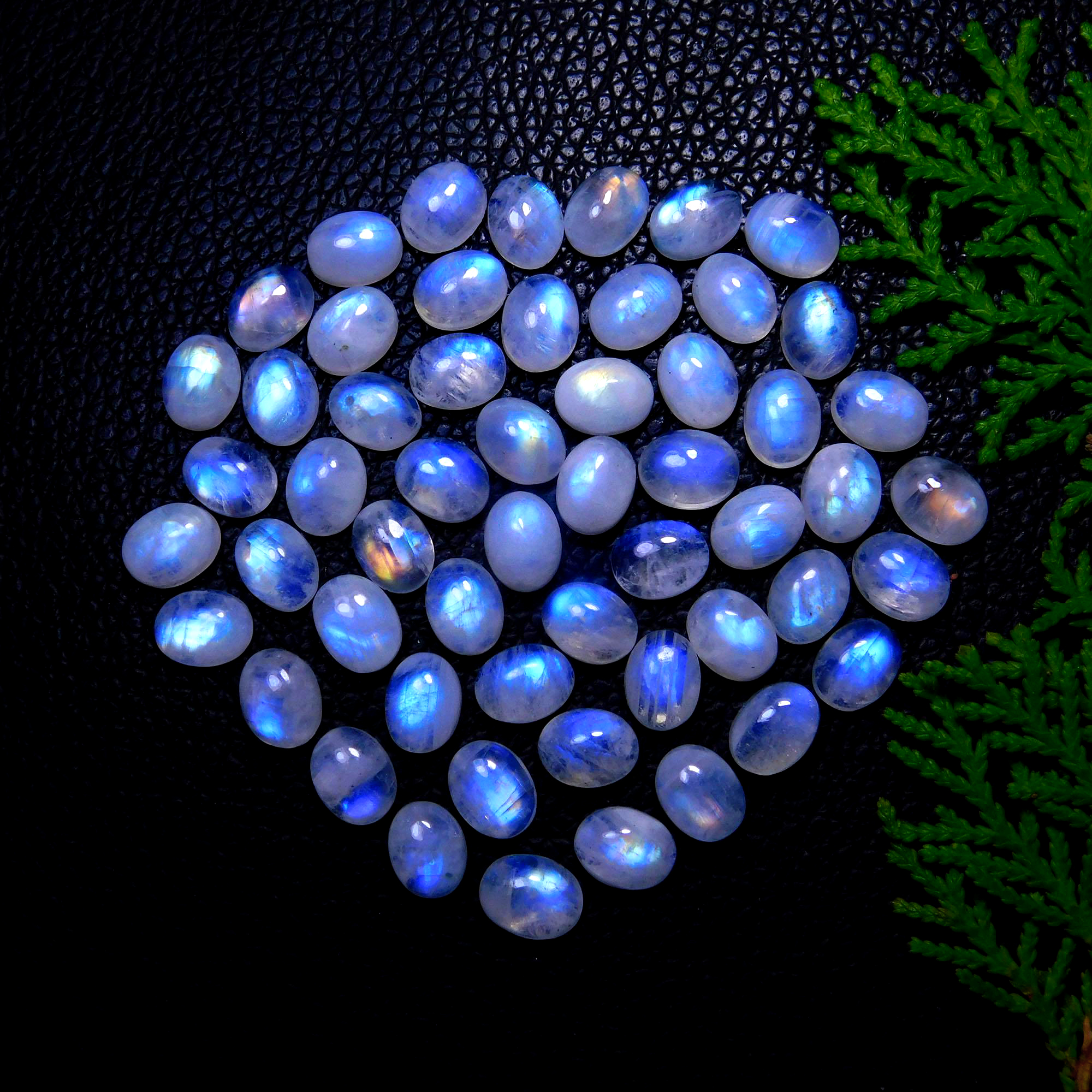 55Pcs 113Cts Natural Rainbow Moonstone Oval Shape Blue Fire Cabochon Lot Loose Gemstone Jewelry Crystal For Birthday Gift 9X7mm #9834