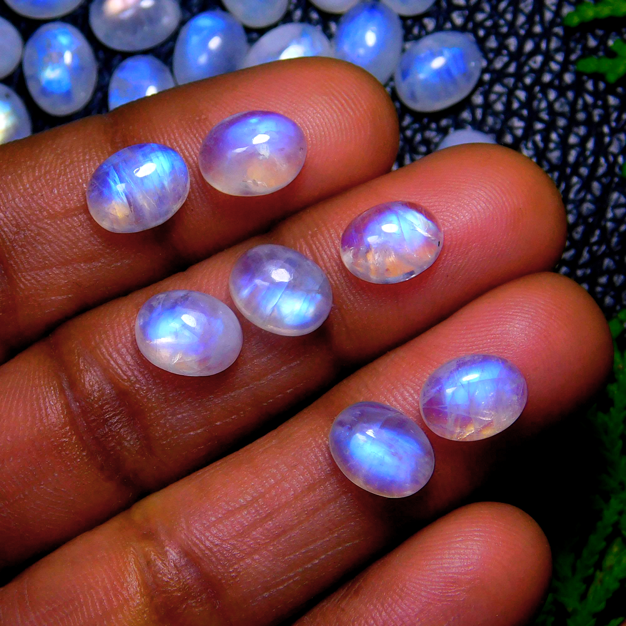 85Pcs 182Cts Natural Rainbow Moonstone Oval Shape Blue Fire Cabochon Lot Loose Gemstone Jewelry Crystal For Birthday Gift 9X7mm #9840