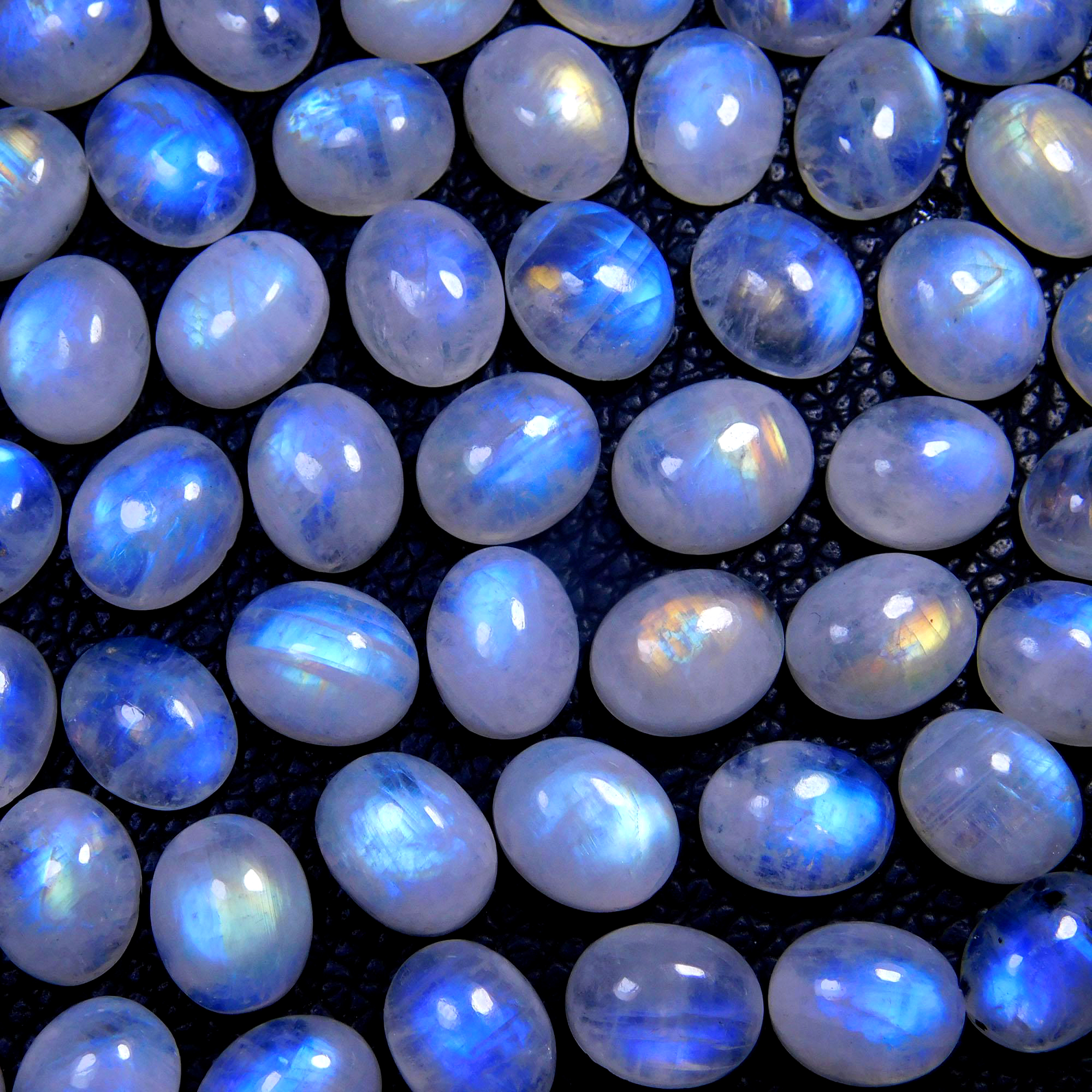 50Pcs 210Cts Natural Rainbow Moonstone Oval Shape Blue Fire Cabochon Lot Loose Gemstone Jewelry Crystal For Birthday Gift 11X9mm #9845