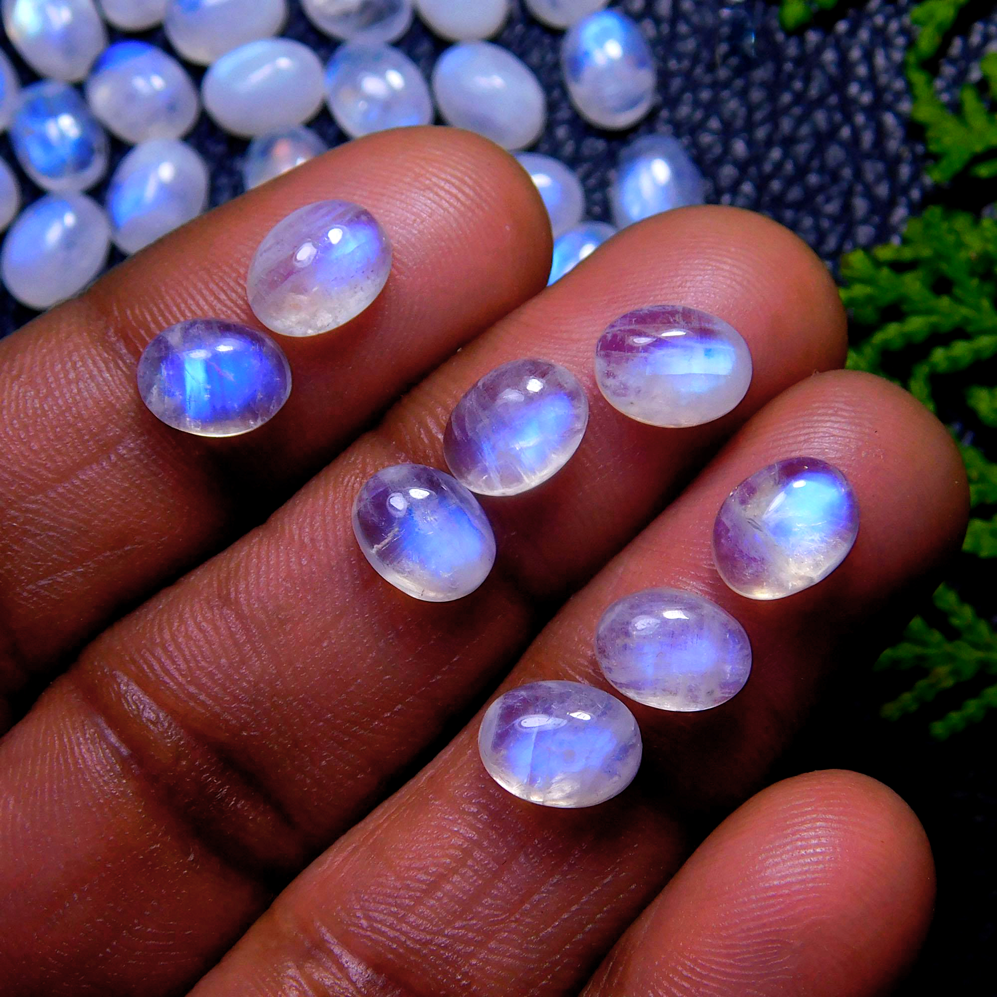 150Pcs 244Cts Natural Rainbow Moonstone Oval Shape Blue Fire Cabochon Lot Loose Gemstone Jewelry Crystal For Birthday Gift 8X6mm #9856