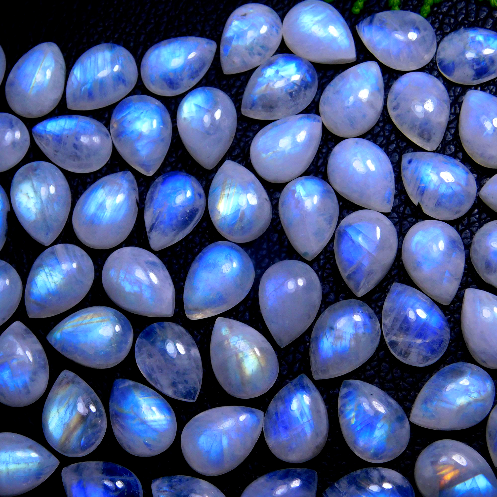 25Pcs 203Cts Natural Rainbow Moonstone Pear Shape Blue Fire Cabochon Lot Semi Precious Loose Gemstone Jewelry Supplies Crystal 16X12mm #9873