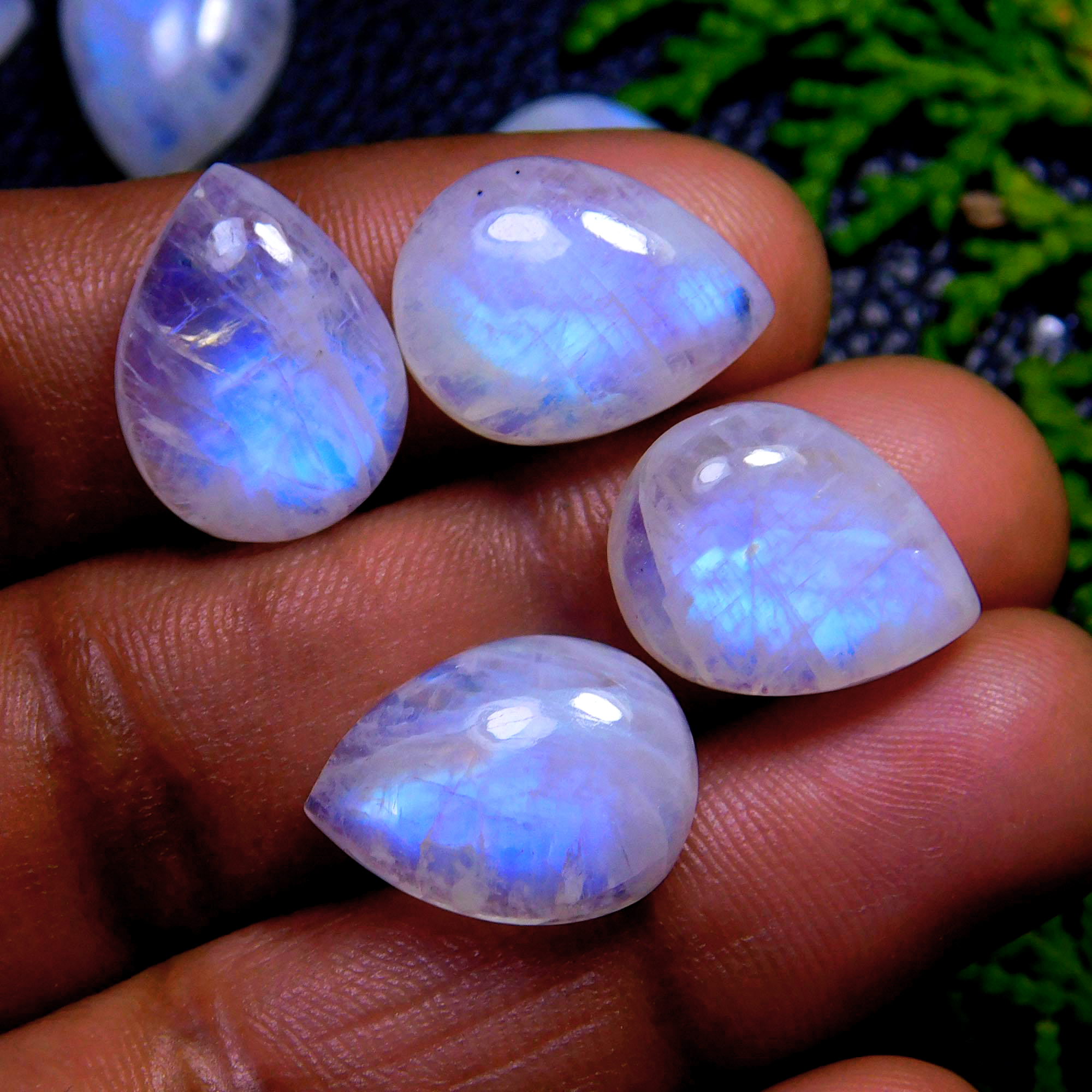 65Pcs 363Cts Natural Rainbow Moonstone Pear Shape Blue Fire Cabochon Lot Semi Precious Loose Gemstone Jewelry Supplies Crystal 14X10mm #9874