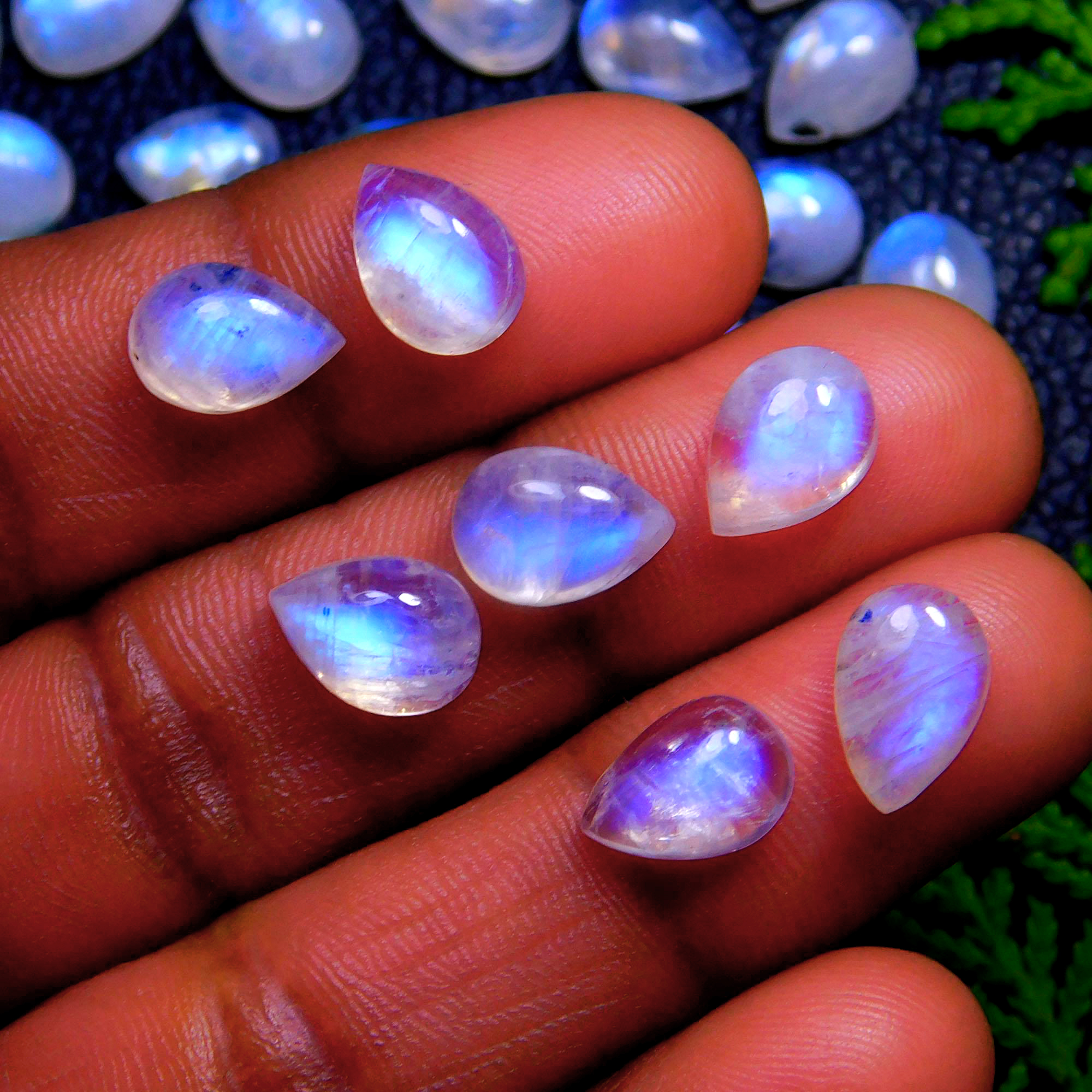 50Pcs 118Cts Natural Rainbow Moonstone Pear Shape Blue Fire Cabochon Lot Semi Precious Loose Gemstone Jewelry Supplies Crystal 10X7mm #9890