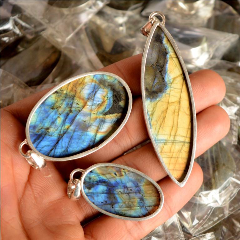 Labradorite druzy Pendant