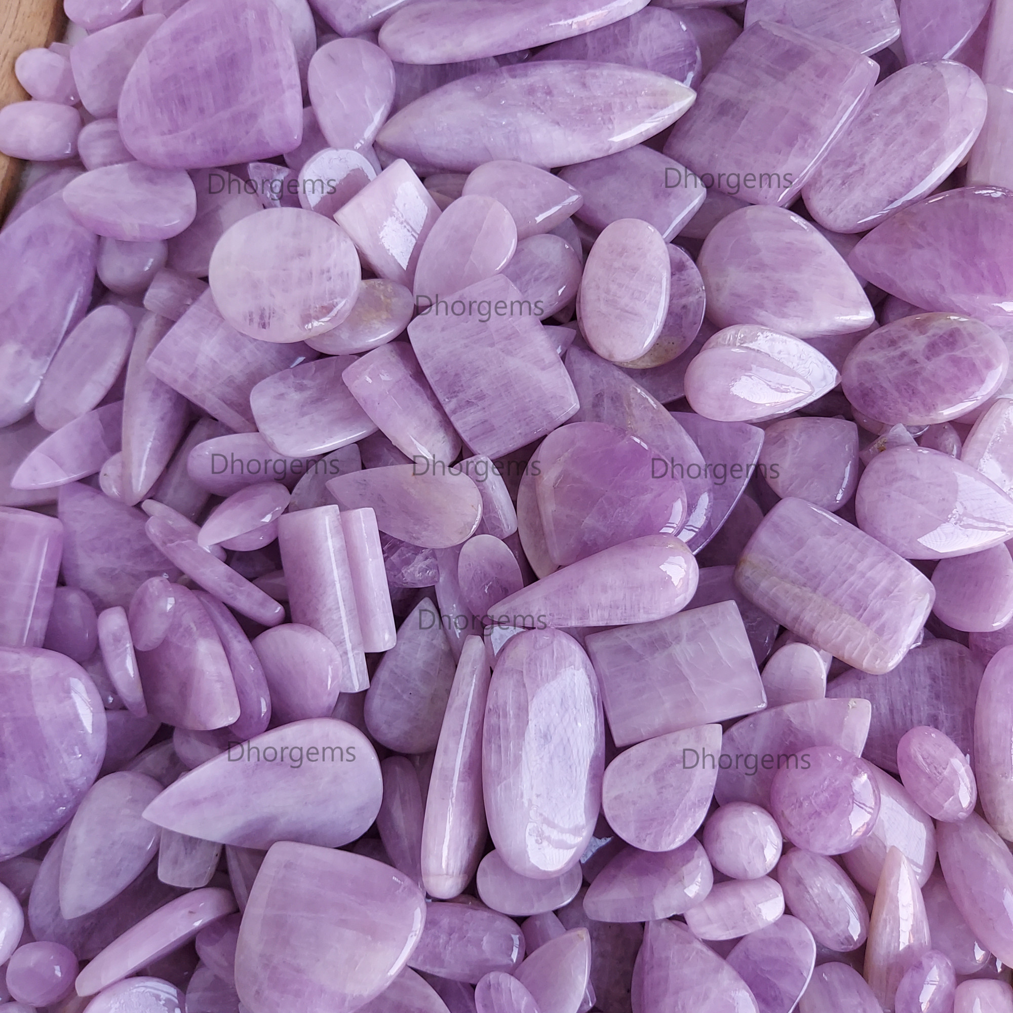 Natural Pink Kunzite Cabochon Loose Gemstone Semi Precious Healing Crystals Loose Mixed Shape and Sizes Kunzite Gemstone Wholesale Lot