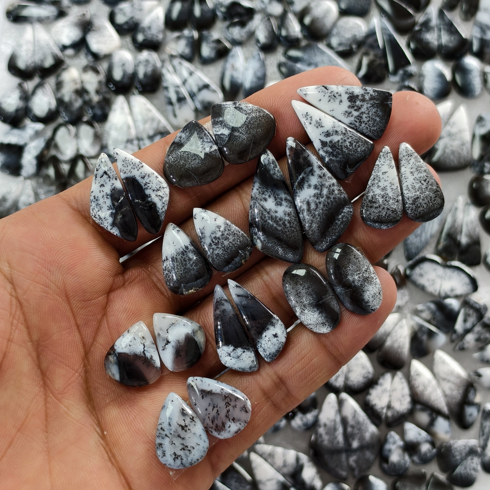 Natural Dendrite Agate Gemstone Cabochon Pair for Earrings 14 Cts Matching Loose Stones 13x14x3mm  31x13x3mm Natural Polished