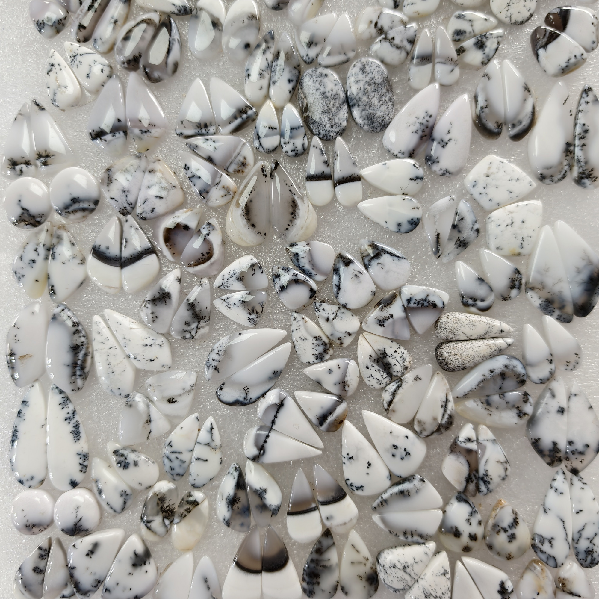 Natural Dendrite Agate  Cabochon Pair Matching Earring Gemstones 11x11x3 30x10x3 Polished Loose Stones 13ct Avg