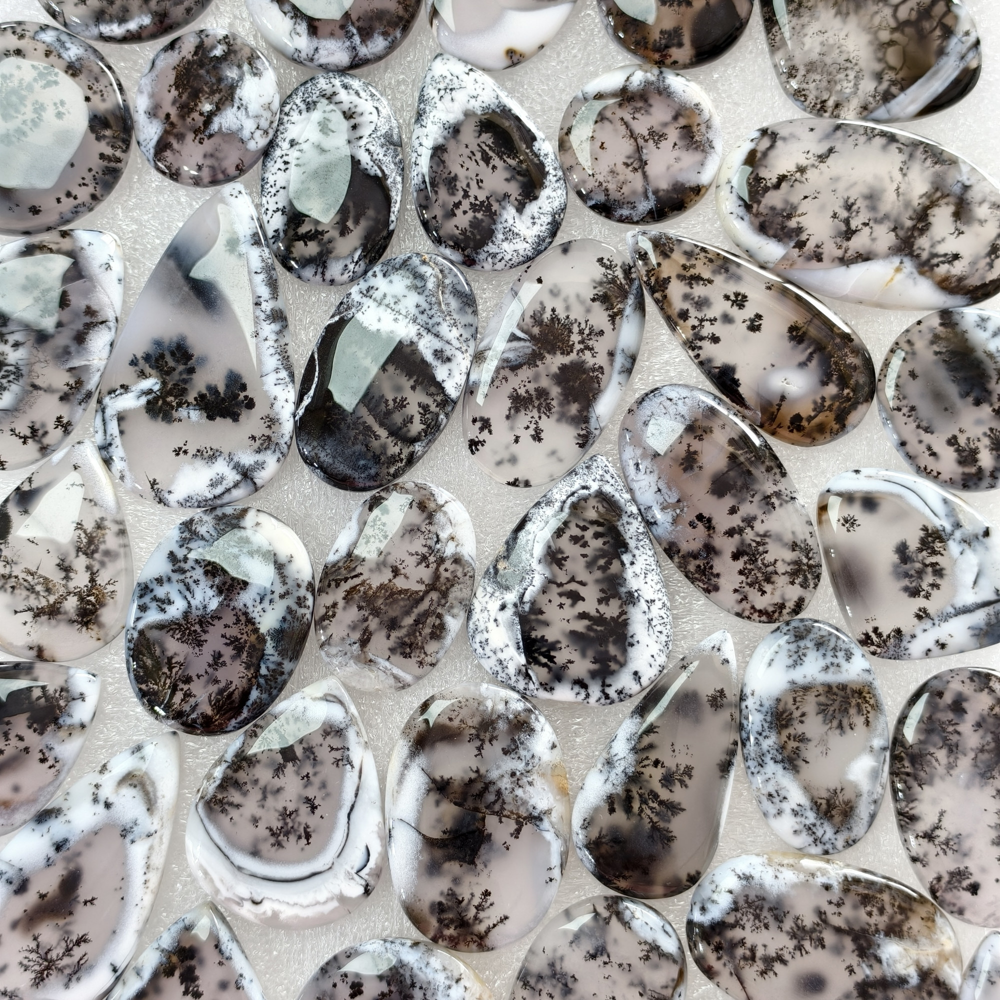 Natural Dendrite Agate Cabochon Gemstones Bulk Wholesale Jewelry Making Stones 20x20x3mm 42x30x3mm 30 Cts Avg