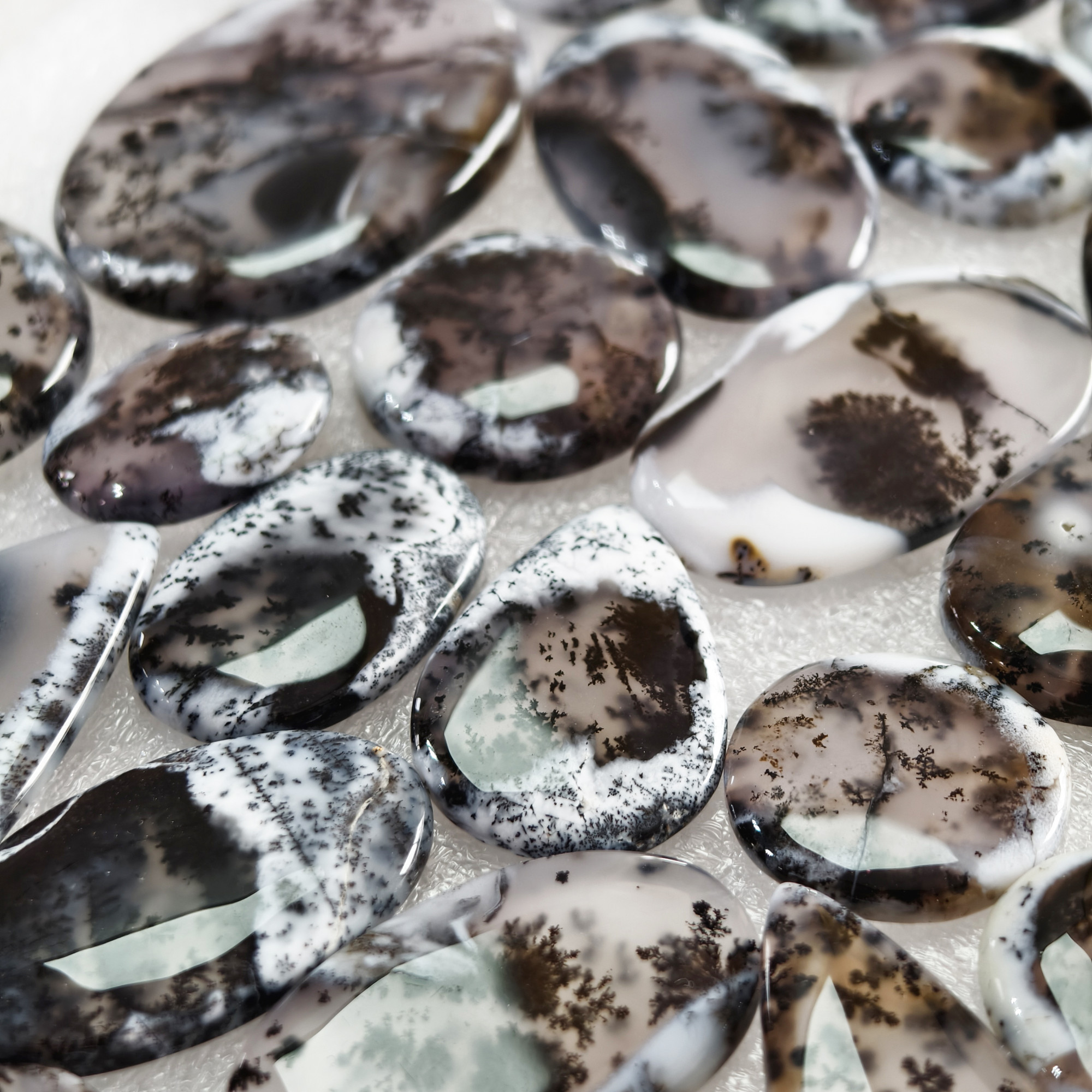 Natural Dendrite Agate Cabochon Gemstones Bulk Wholesale Jewelry Making Stones 20x20x3mm 42x30x3mm 30 Cts Avg