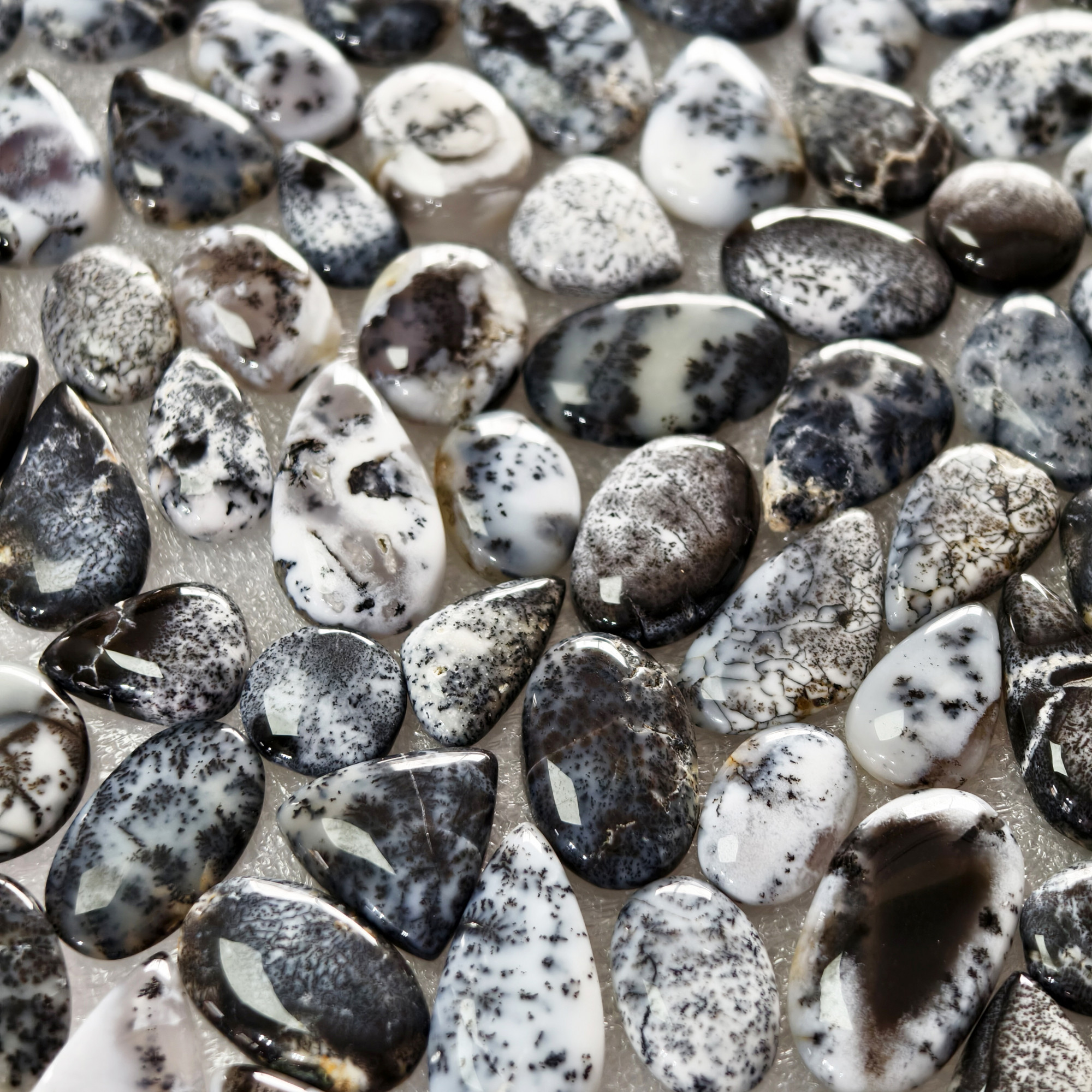 Natural Dendritic Agate Cabochon Loose Gemstones Wholesale Bulk for Jewelry Making 14x11x3mm 21x15x3mm 8 Cts Avg