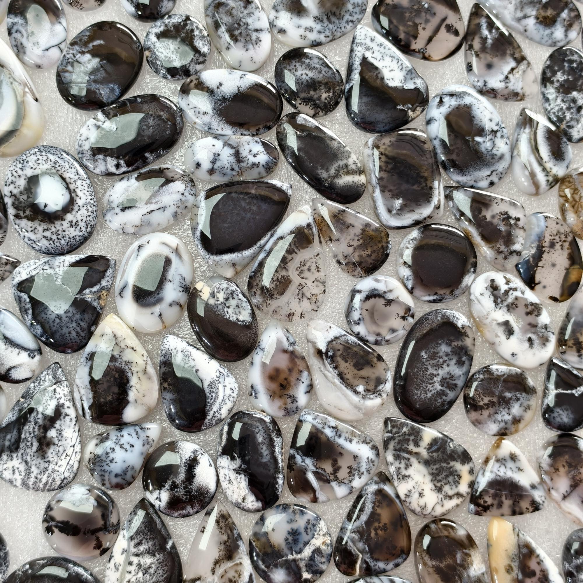 Natural Dendritic Agate Gemstone Cabochons Wholesale Loose Stones Bulk Jewelry Making 15x15x3mm 29x20x3mm 15 Cts Avg