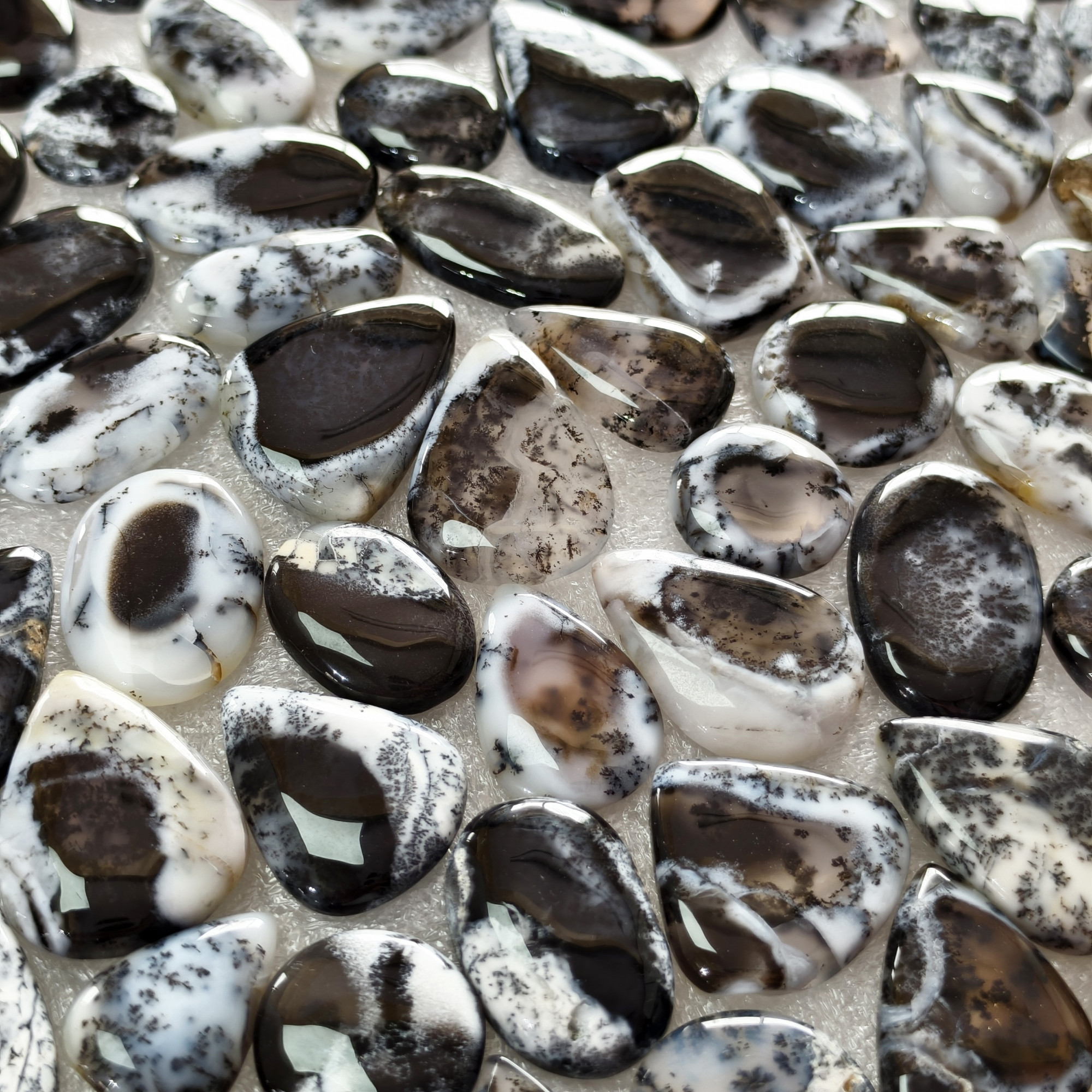 Natural Dendritic Agate Gemstone Cabochons Wholesale Loose Stones Bulk Jewelry Making 15x15x3mm  29x20x3mm 15 Cts Avg