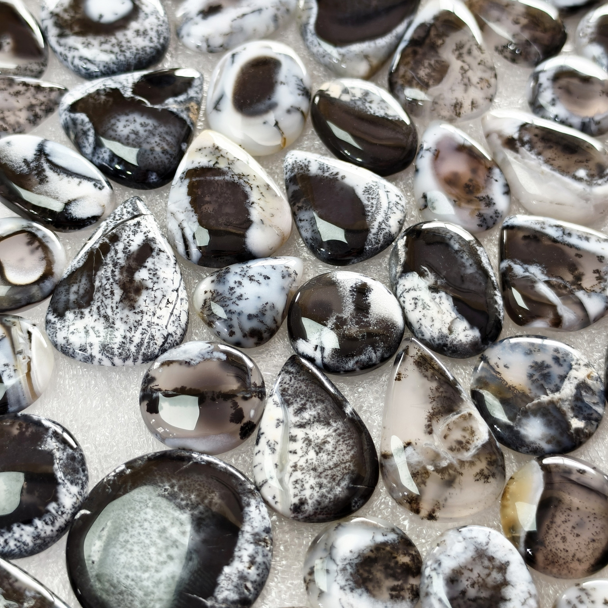 Natural Dendritic Agate Gemstone Cabochons Wholesale Loose Stones Bulk Jewelry Making 15x15x3mm  29x20x3mm 15 Cts Avg