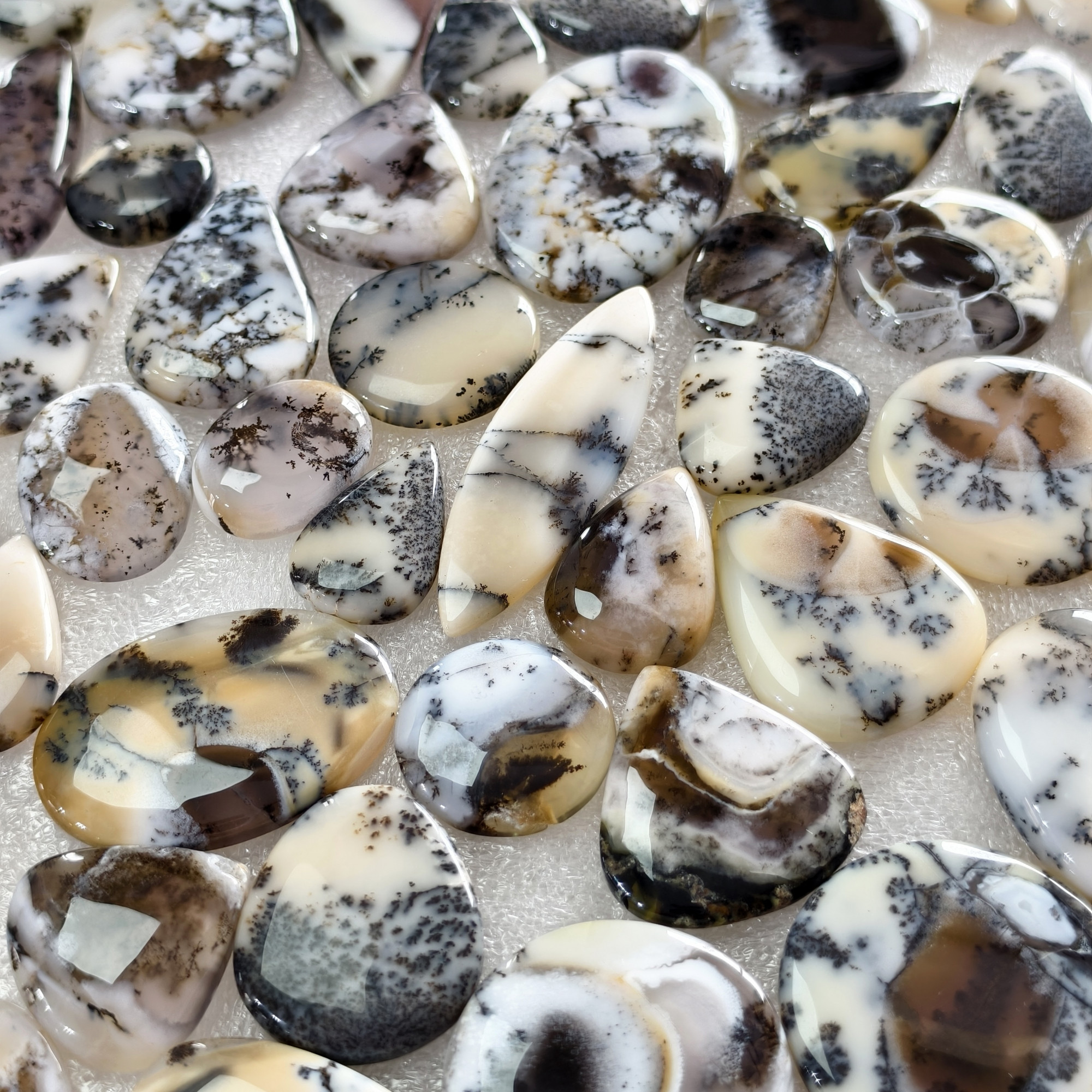 Natural Dendrite Agate Cabochon Gemstones Wholesale Bulk Loose Stones Jewelry Making 19x14x3mm  45x28x3mm 22 Cts Avg