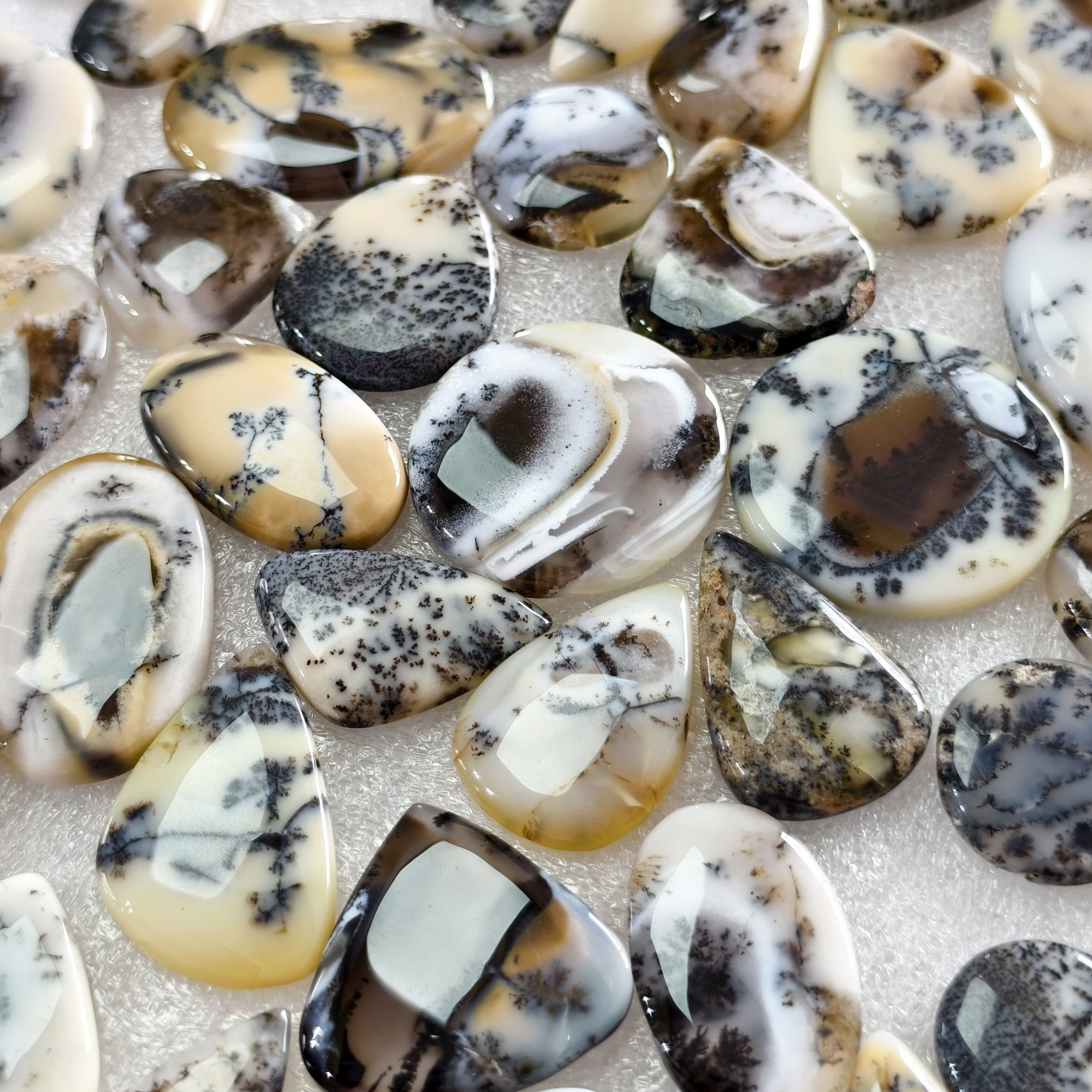 Natural Dendrite Agate Cabochon Gemstones Wholesale Bulk Loose Stones Jewelry Making 19x14x3mm  45x28x3mm 22 Cts Avg