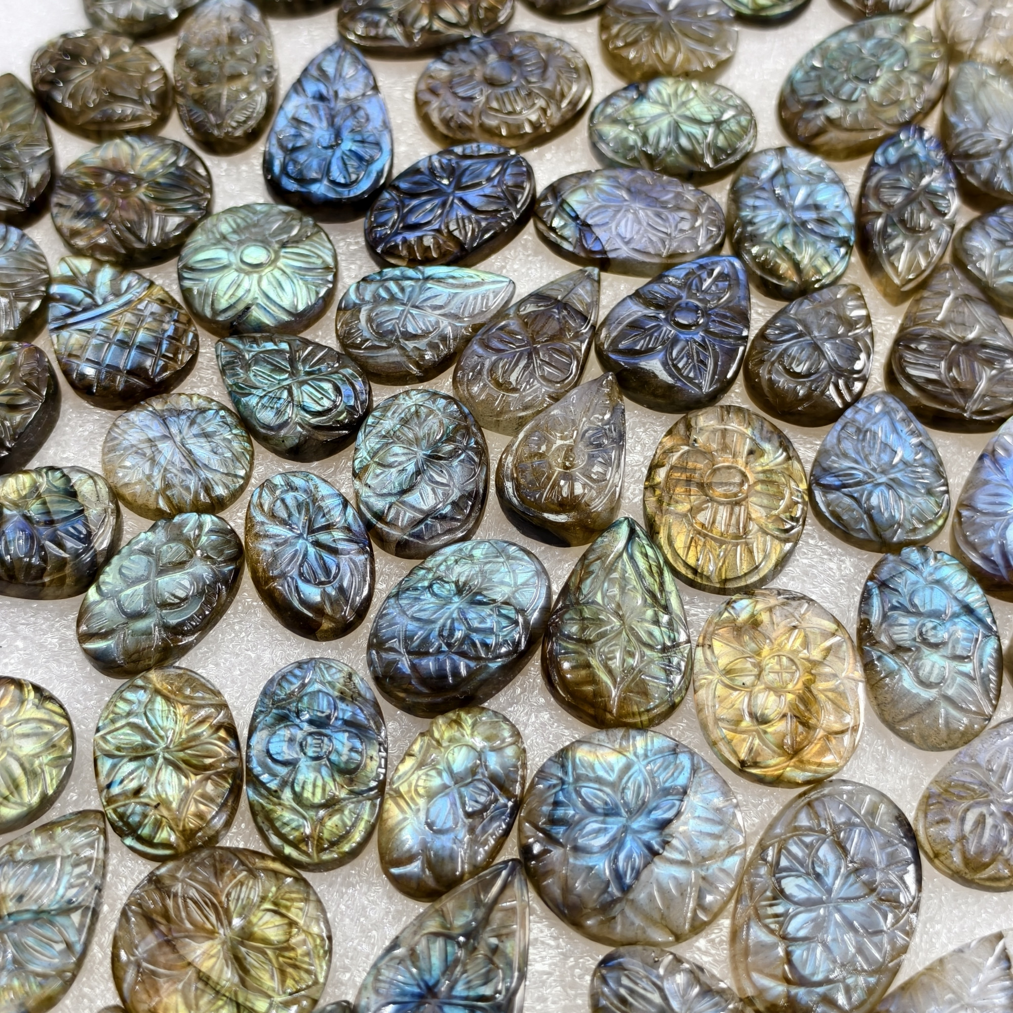 Natural Labradorite Carving Cabochon Gemstone Wholesale Lot for Jewelry Making 15x15x3mm-25x13x4mm 13CtsAvg