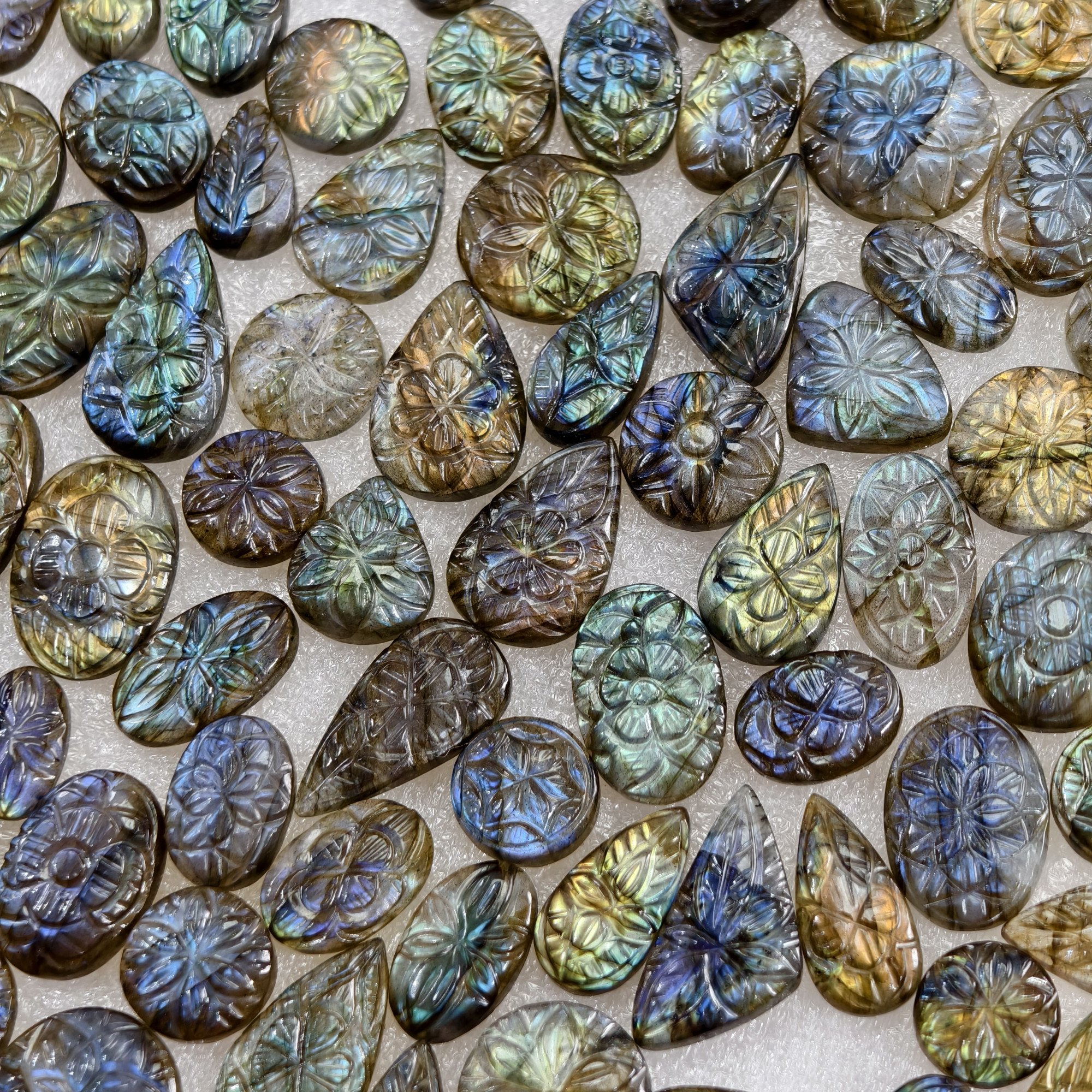 Natural Labradorite Carving Cabochon Gemstone Wholesale Lot for Jewelry Making 15x15x3mm-25x13x4mm 13CtsAvg