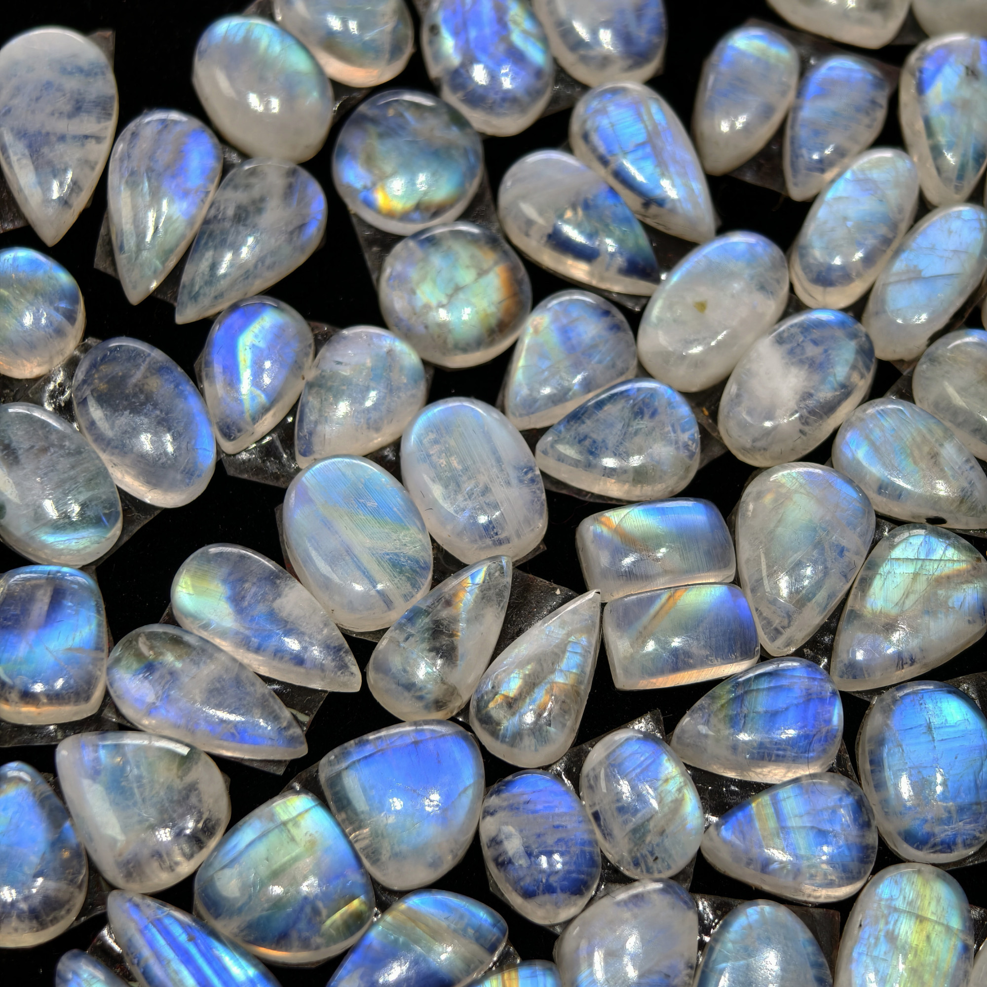 Natural Blue Fire Moonstone Matching Gemston Earing Pair 6Cts 8x8x3mm 16x9x3mm